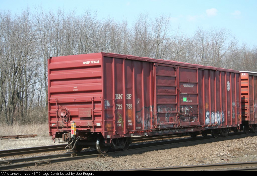 BNSF 723738