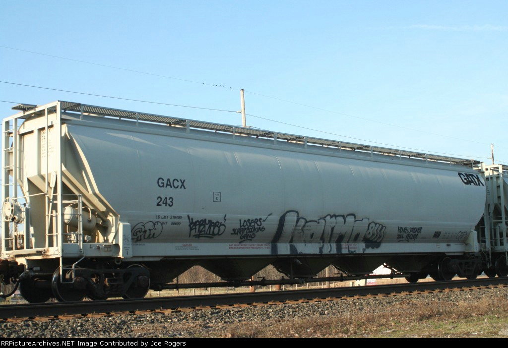 GACX 243