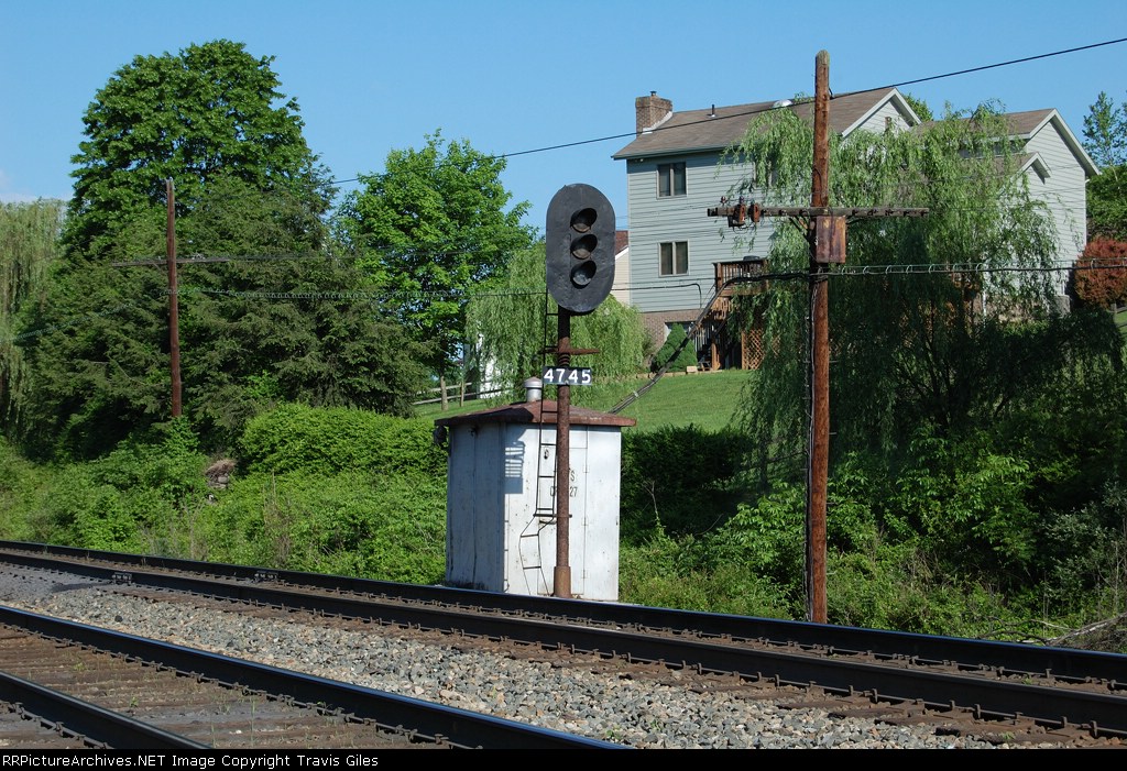 C&O pole signal