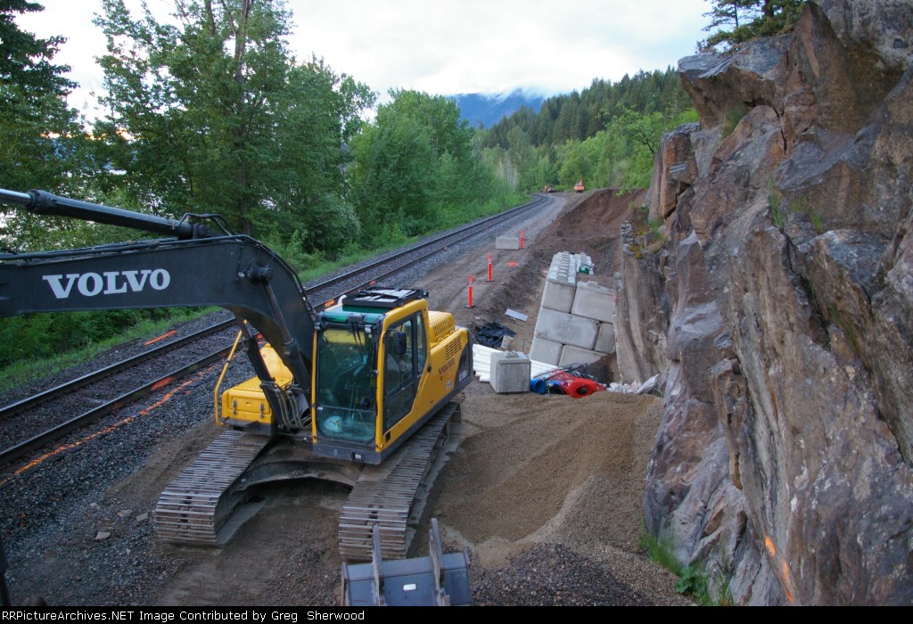 lmon Arm siding work 