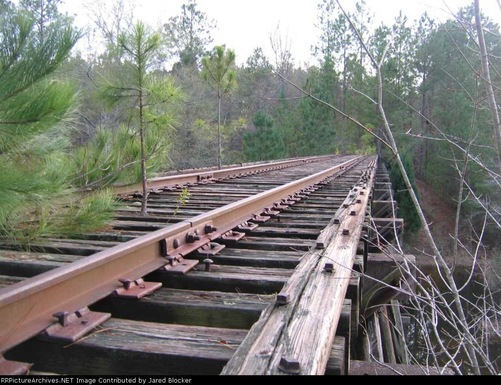 Another view of the G&F trestle