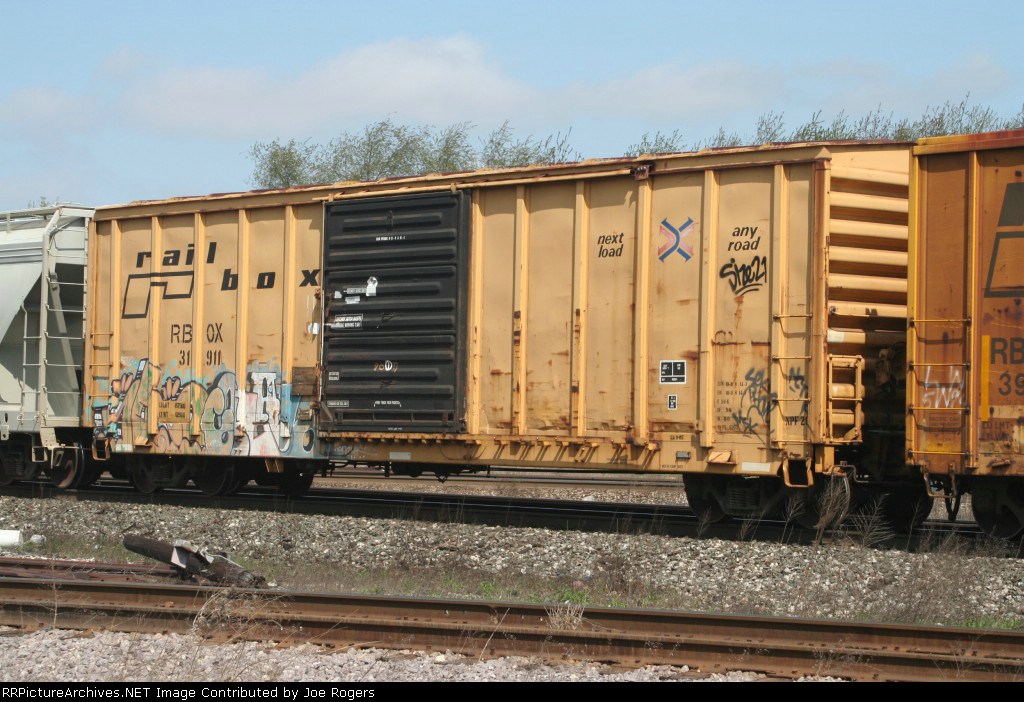 RBOX 31911