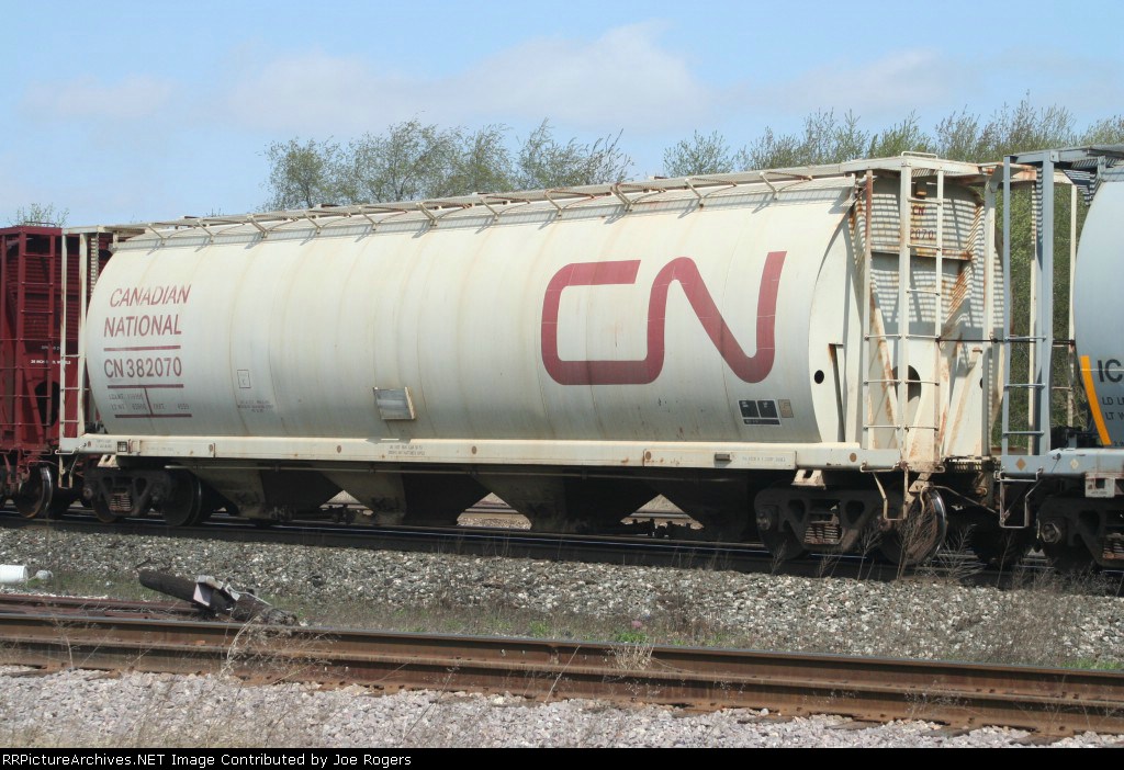 CN 382070