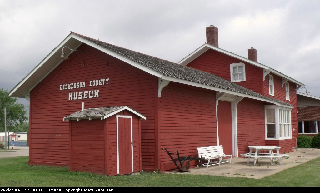 Milwaukee Road Spirit Lake, IA Depot