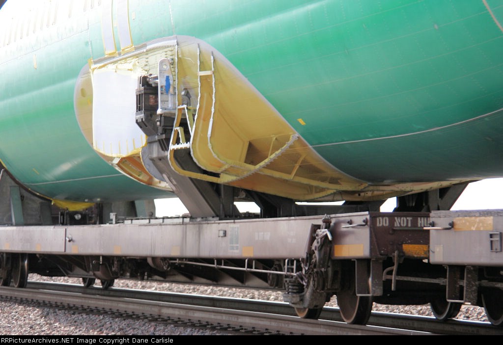 Rear carriage : details of rearside of carriage