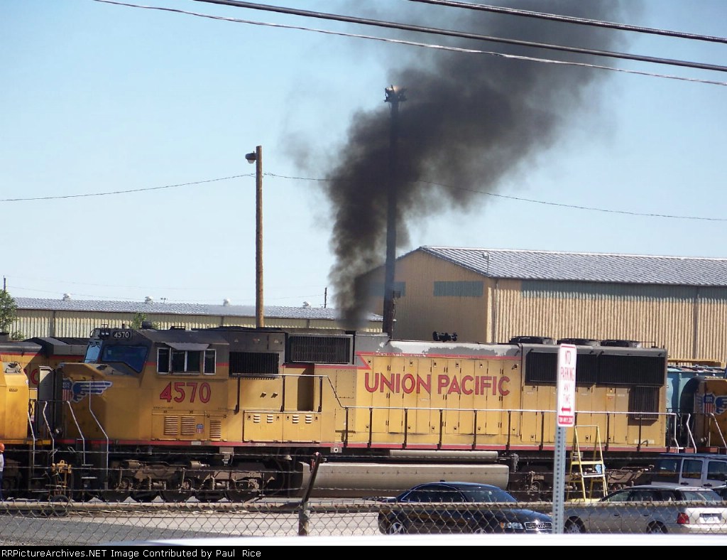 UP 4570