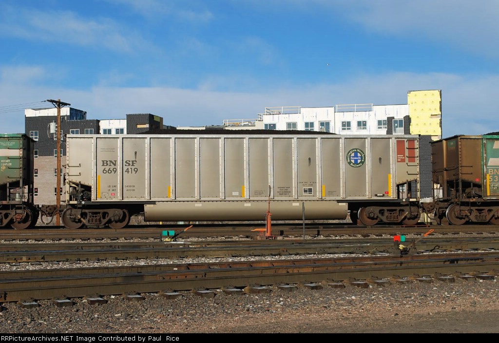 BNSF 669419
