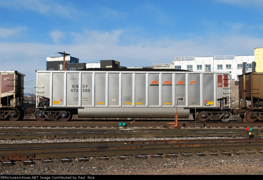 BNSF 672398