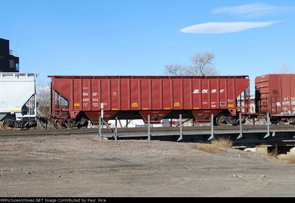 BNSF 469144