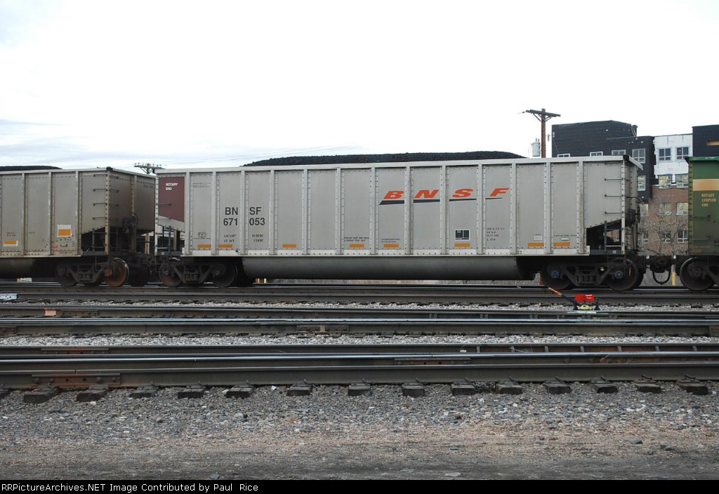 BNSF 671053
