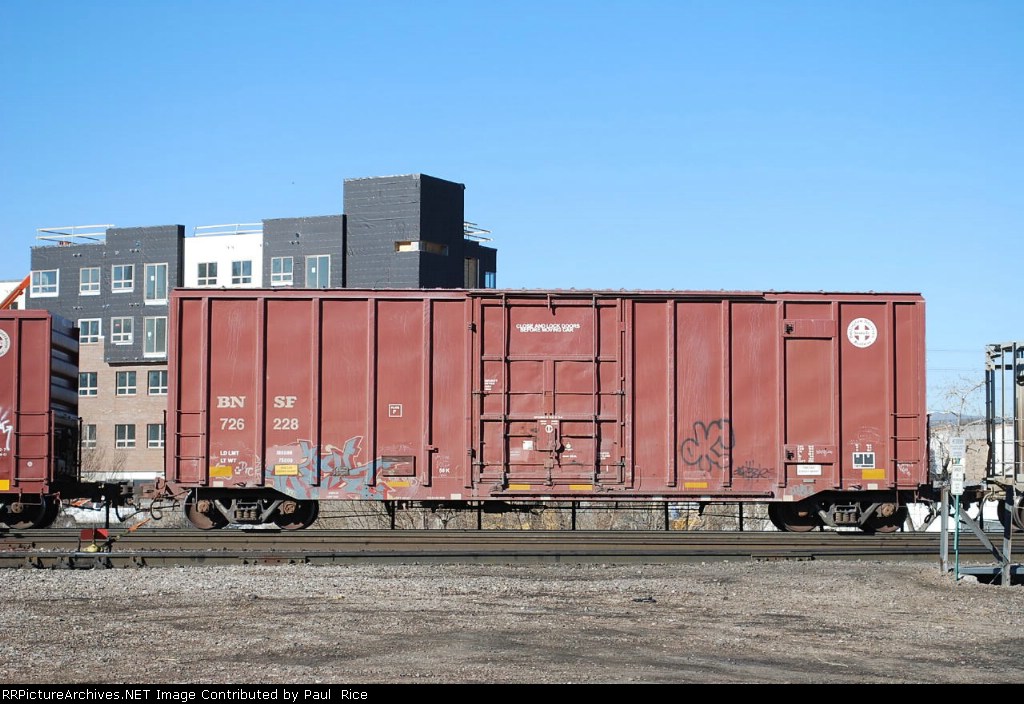 BNSF 726228