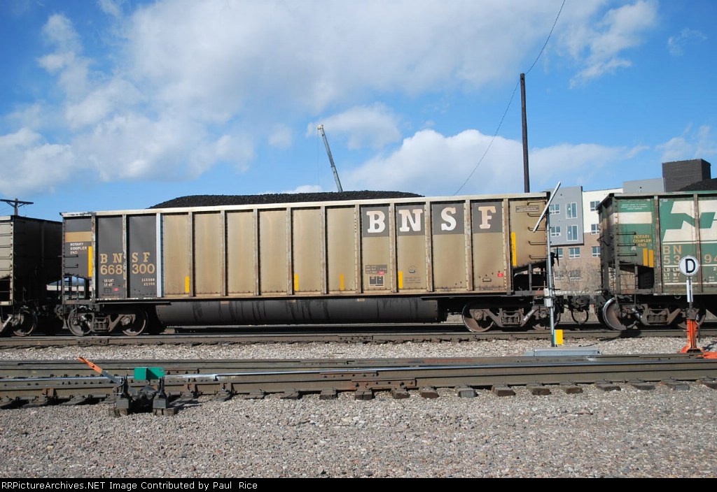 BNSF 668300