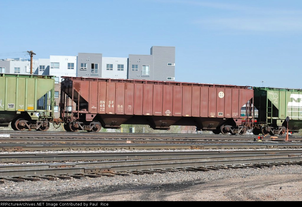 BNSF 466484