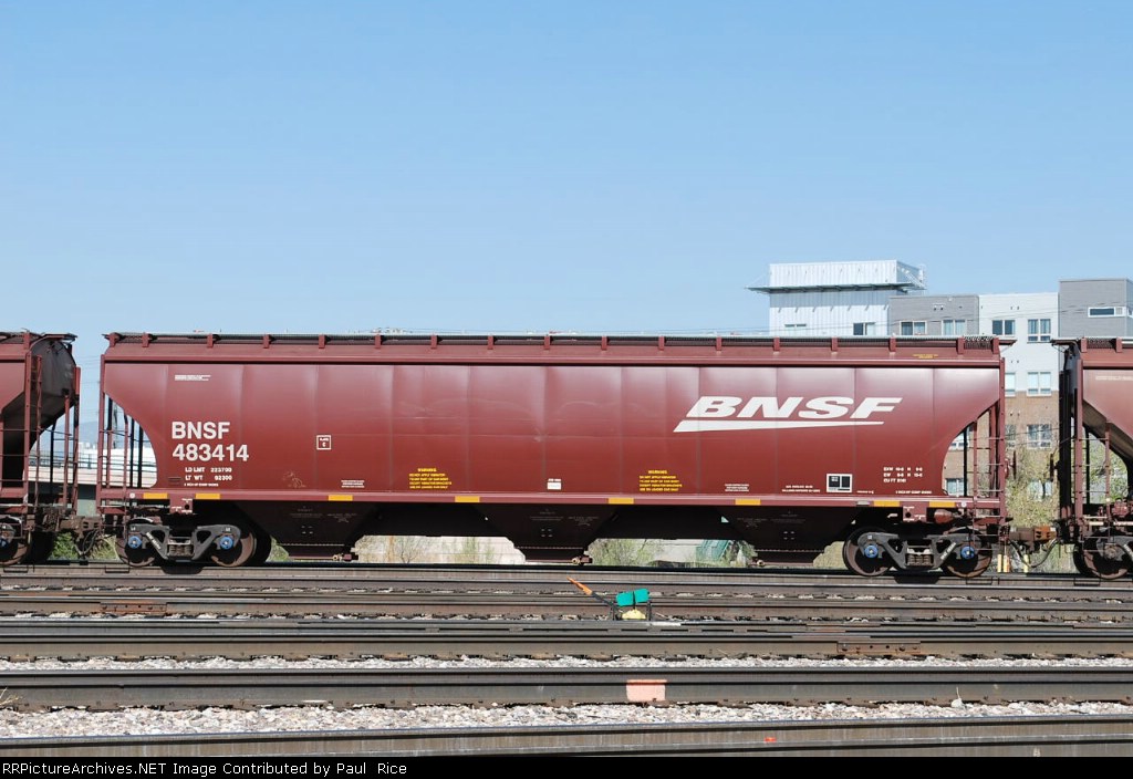 BNSF 483414