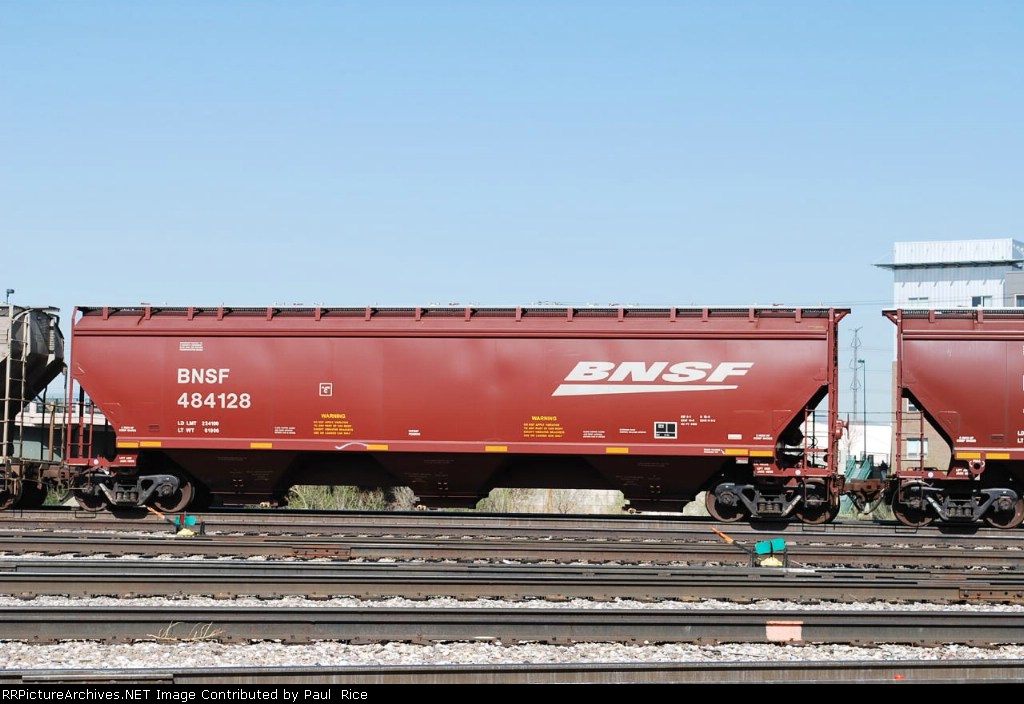BNSF 484128