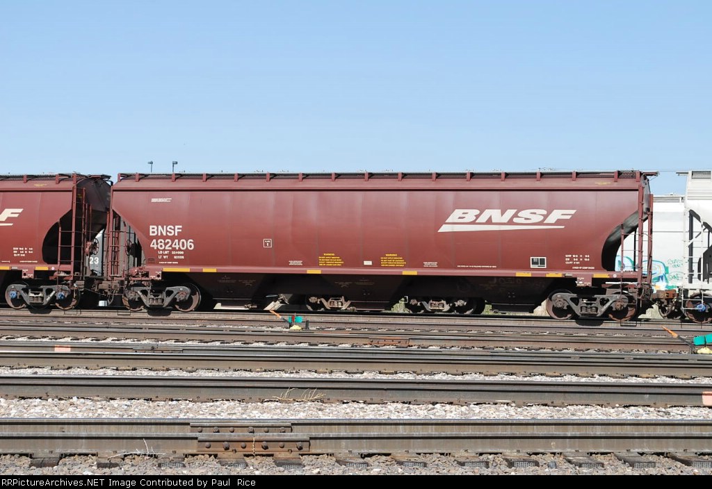 BNSF 482406