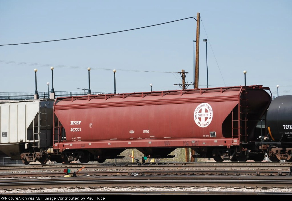 BNSF 402221