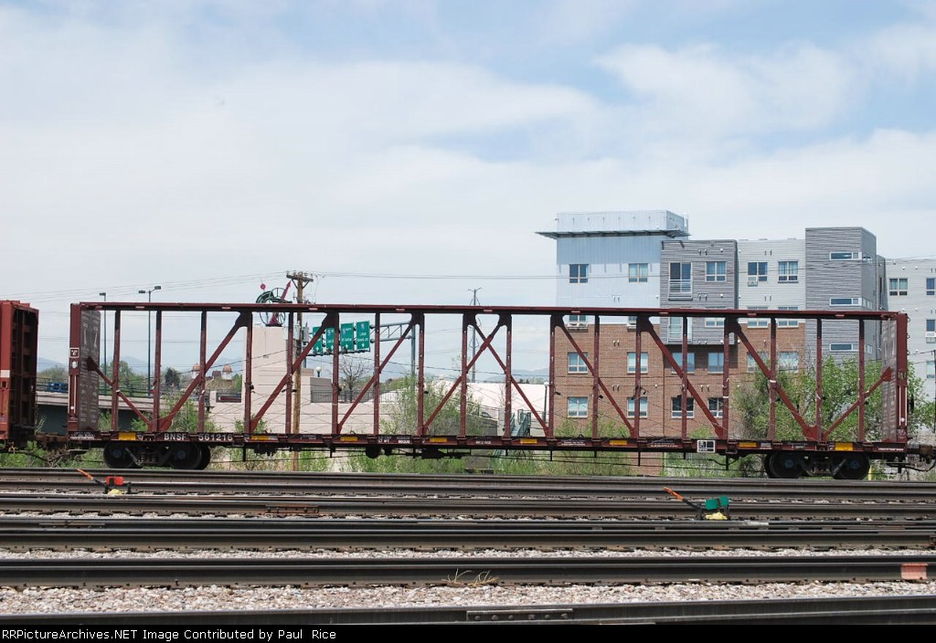 BNSF 561216