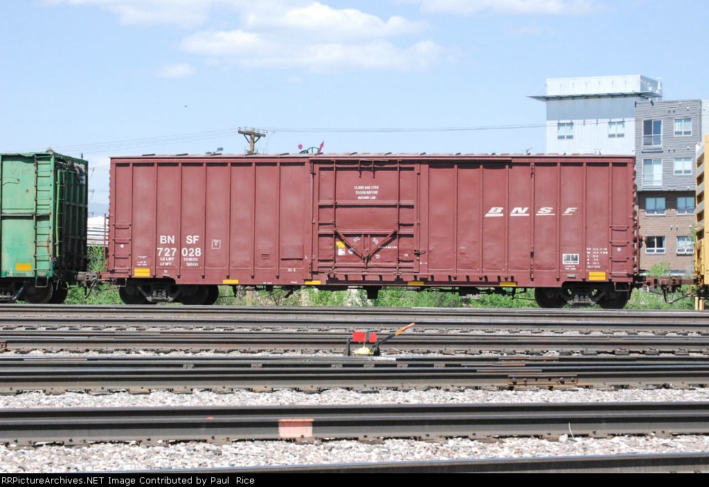 BNSF 727028