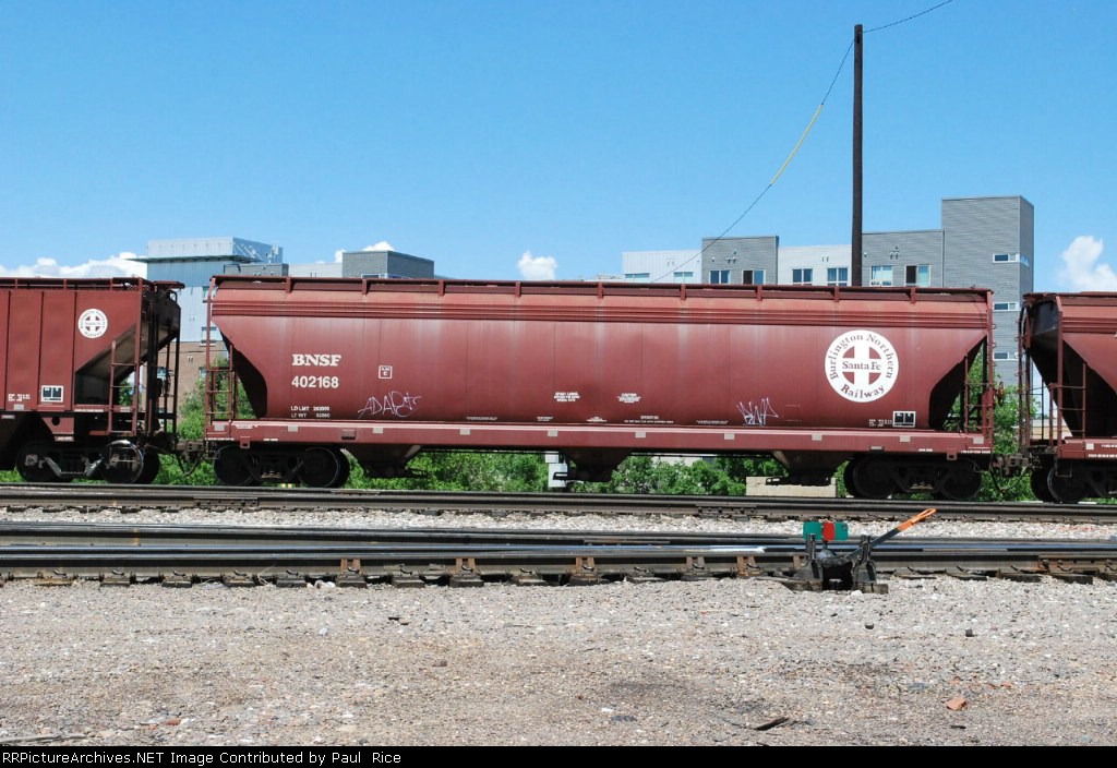 BNSF 402168