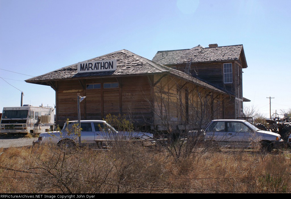 Marathon Depot