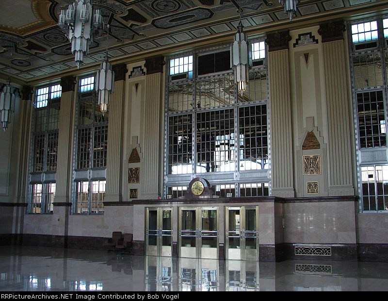 T&P passenger station