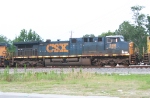 CSX 566 on NB phosphate train