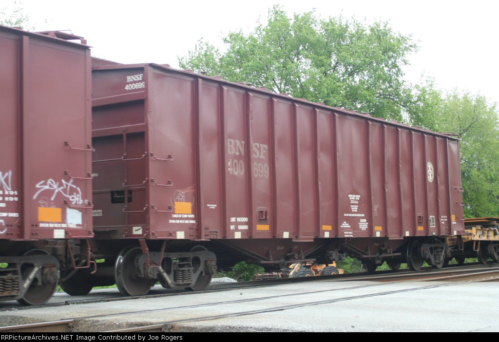 BNSF 400699