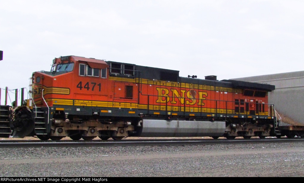 BNSF 4471