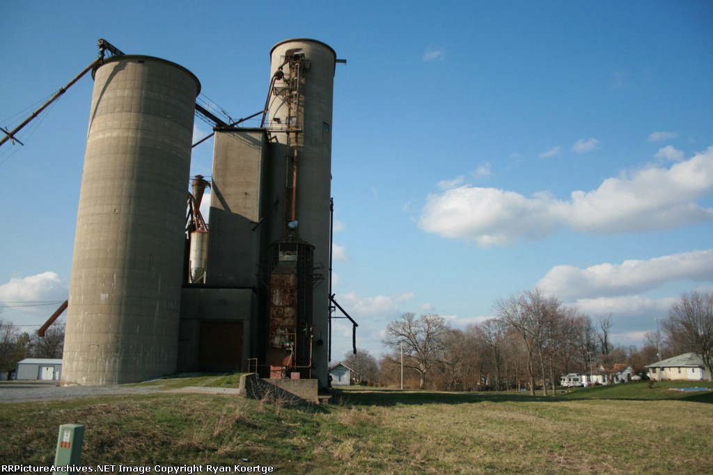 Looking North down the old right of way