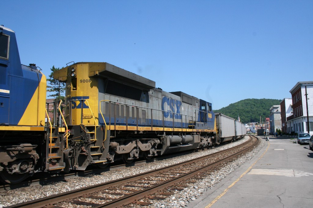 Trailing Engines on U816
