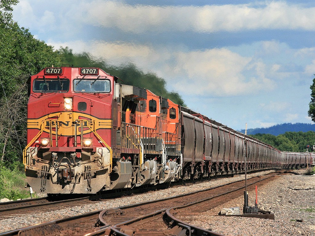 BNSF 4707