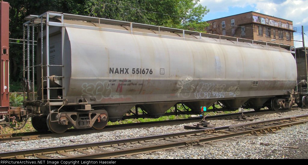 NAHX 551676