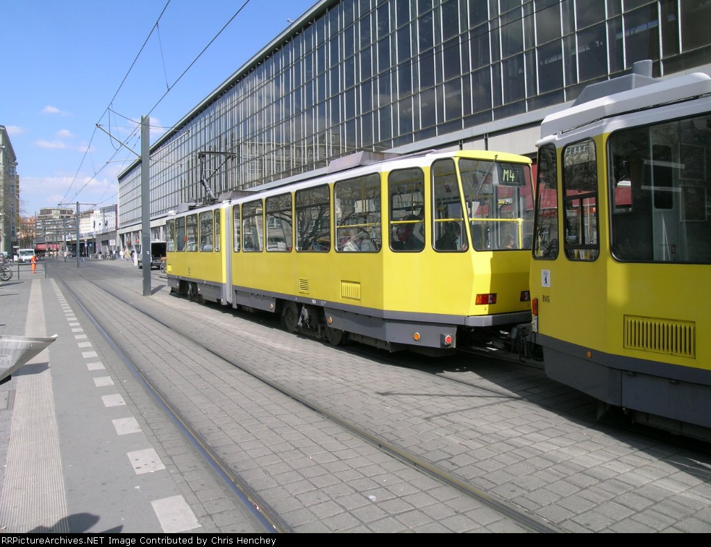 M4 Tram