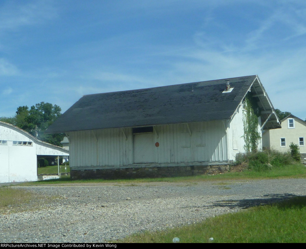 Lehigh Valley Flemington freight station