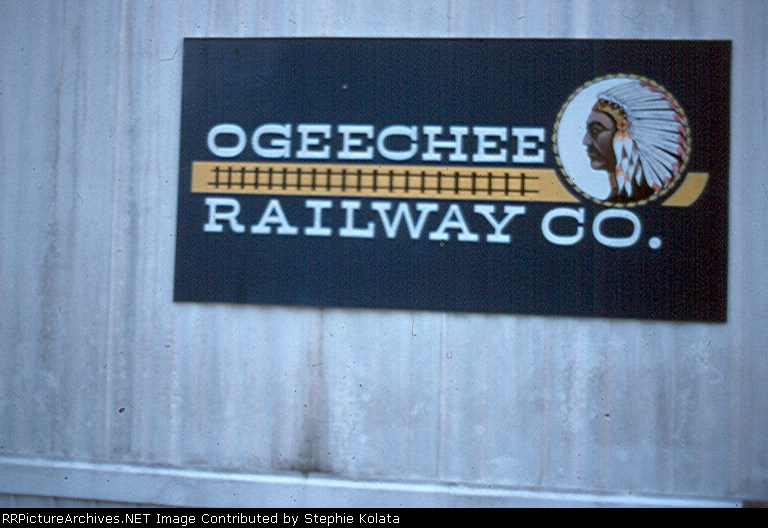 OGEECHEE RAILWAY SIGN