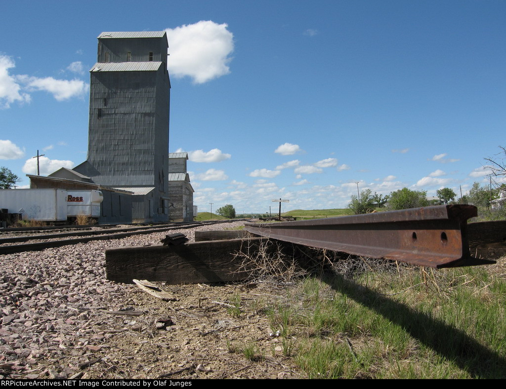 Somewhere in the nowhere has a name "Oelrichs"