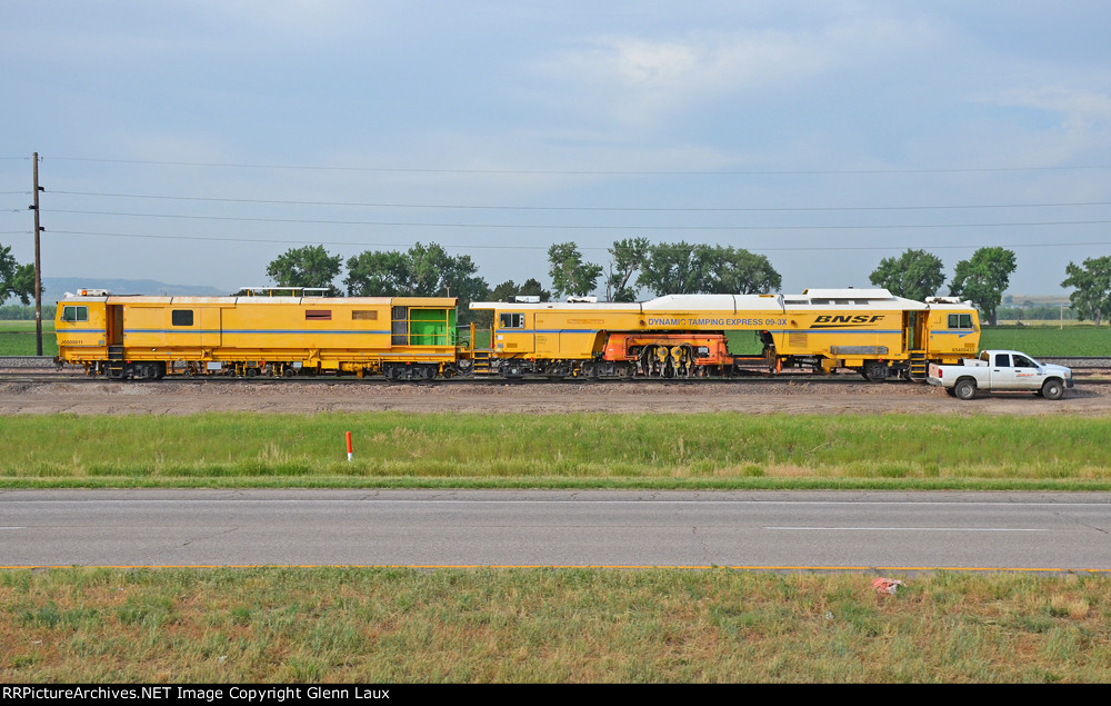 BNSF Tamper