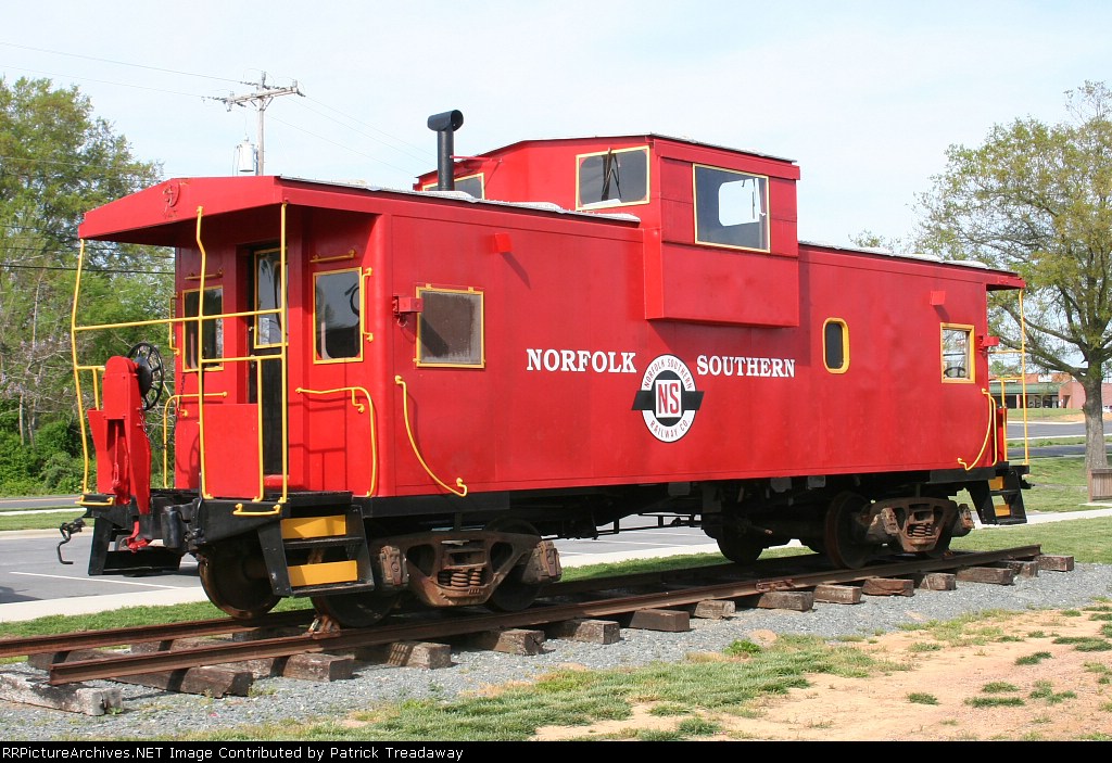 Repainted Chessie caboose