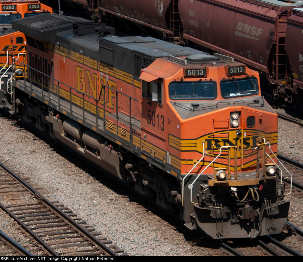 BNSF 5013