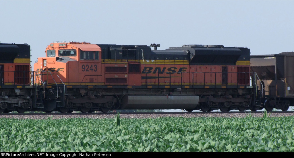 BNSF 9243