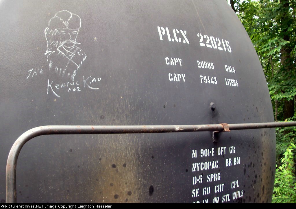 PLCX 220215 graffiti