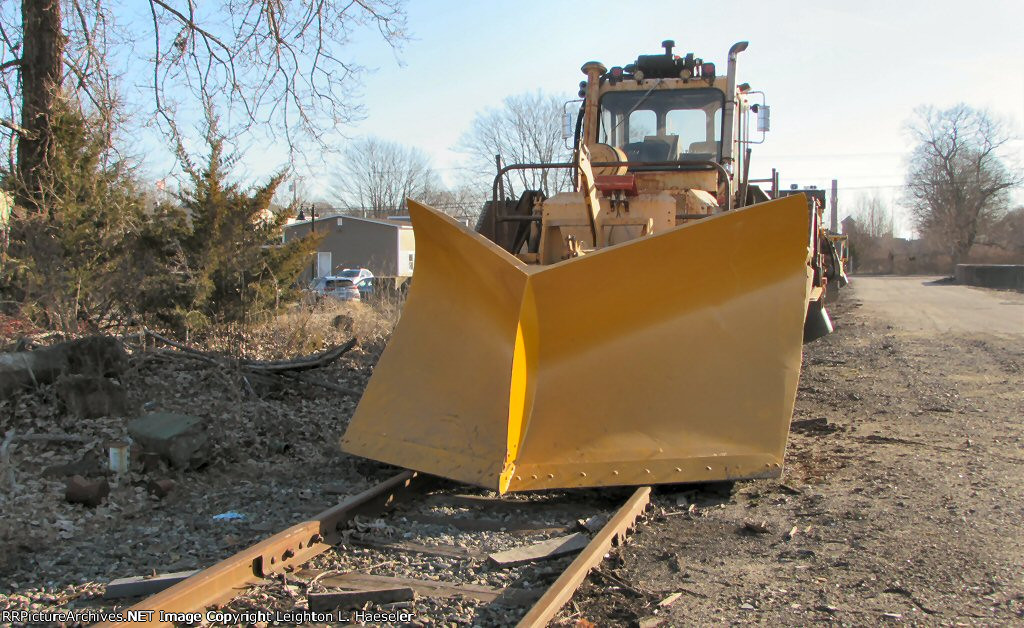 PW TC-204 with a snow plow