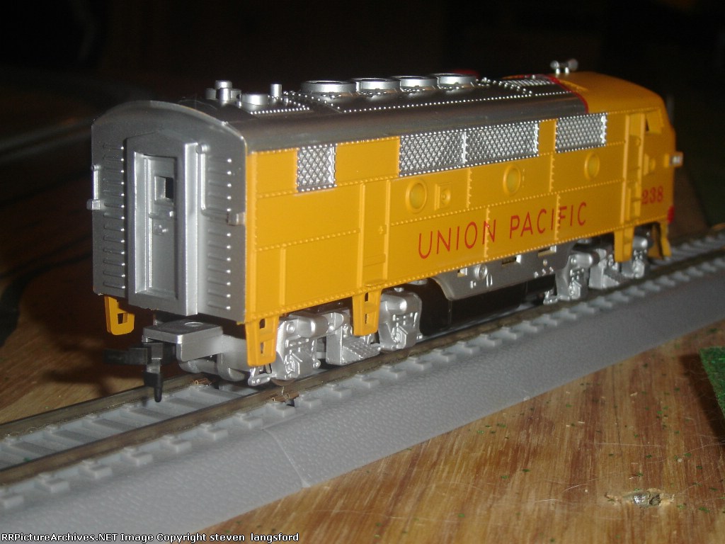 MY BRAND NEW UP (EMD F2A)