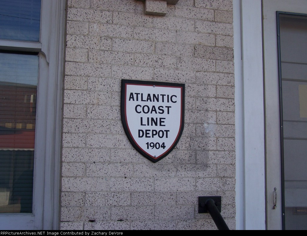 Historic Marker for 1904 ACL Passenger Station