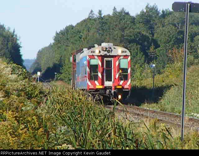 CN test train 912 near Salisbury