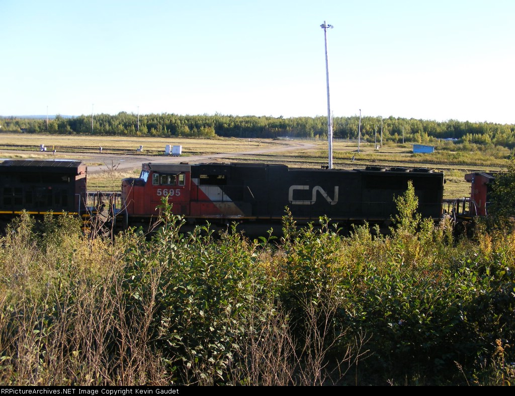 CN 5695