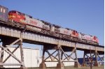 BNSF freight on final approach for East Bridge tower