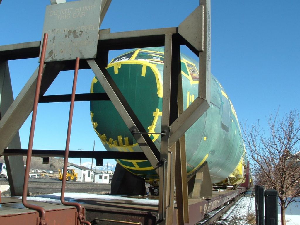 BNSF 800121 flat car