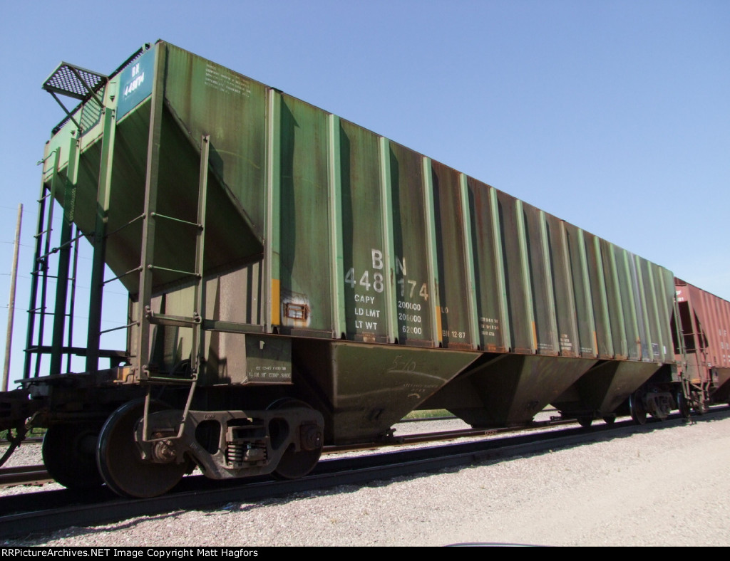 BN 448174